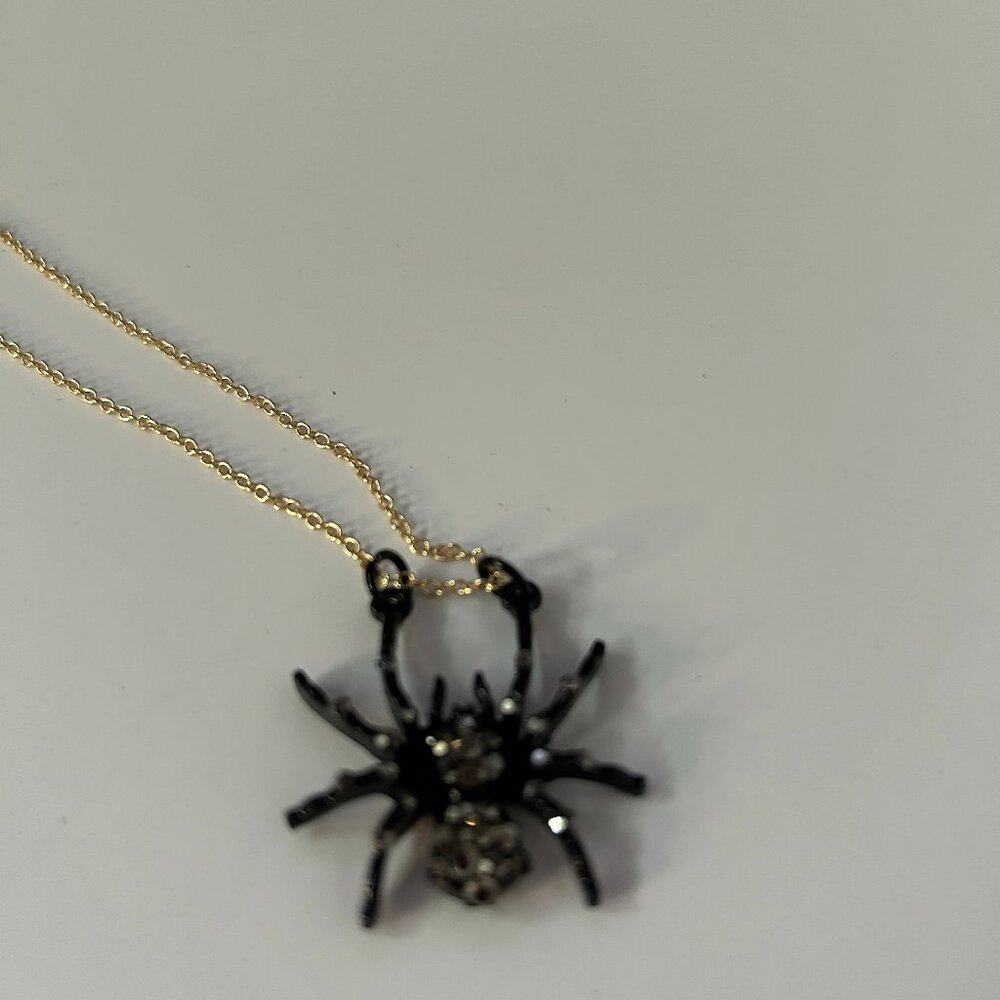Cute Black Spider Sparkly Necklace Gold Color Chain